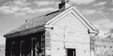 Grafton Schoolhouse before restoration